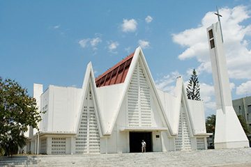 利比里亚萨斯敦机场三字代码(SAZ),萨斯敦机场(Sasstown airport)四字码,利比里亚机场三字码查询